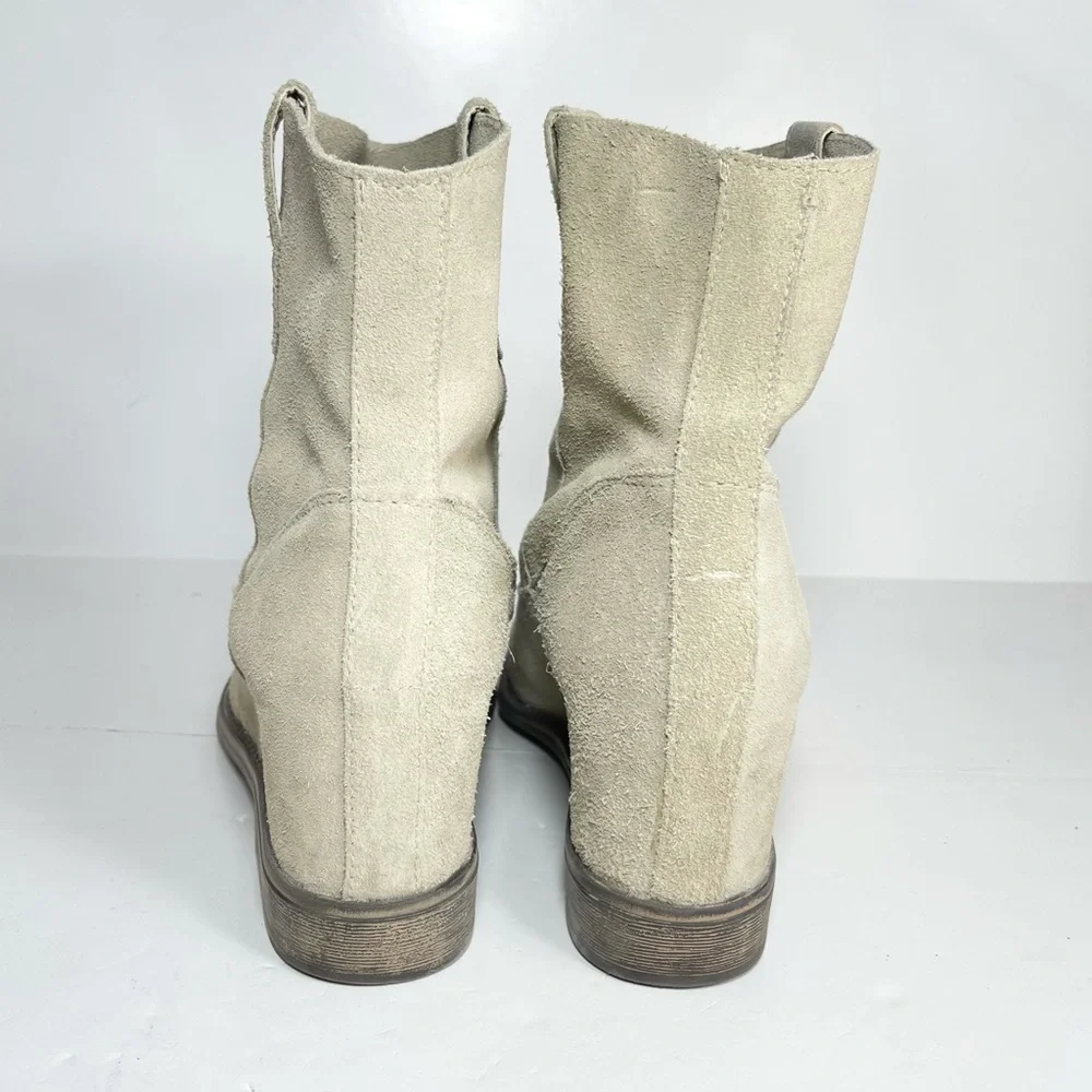 OTBT Sandpiper Women’s Wedge Booties Ankle Boots Beige Suede Size 9M - Picture 6 of 10